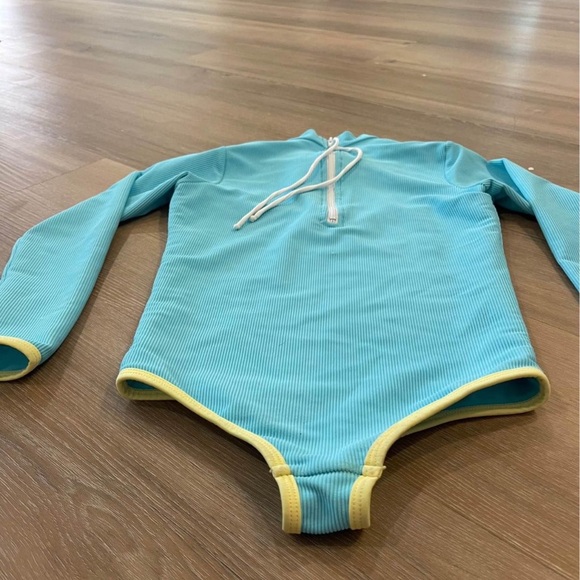 LAINSNOW mini rashguard - Picture 3 of 4